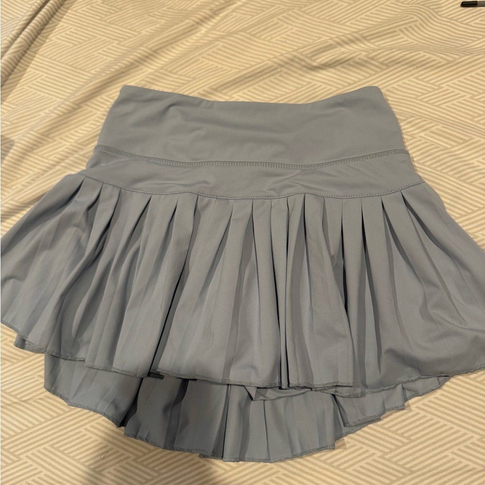 Gold Hinge Gray Pleated Skirt